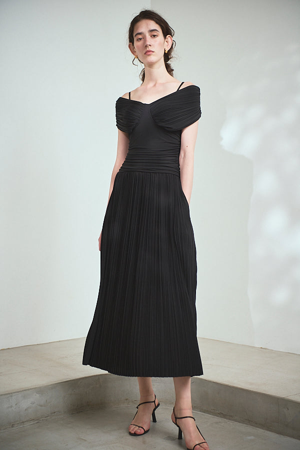 Arabella Pleaded Dress<br> -Black-
