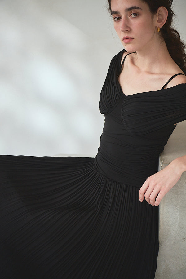 Arabella Pleaded Dress<br> -Black-