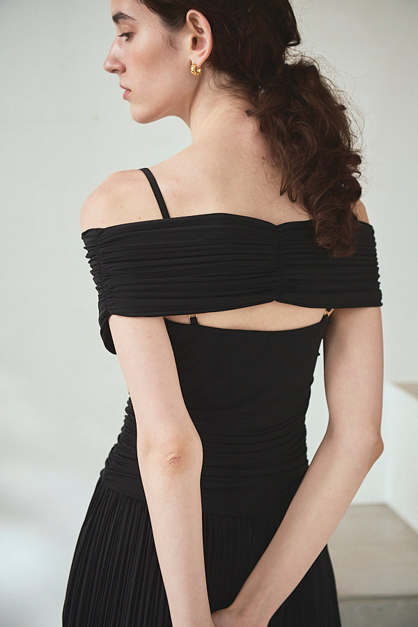 Arabella Pleaded Dress<br> -Black-