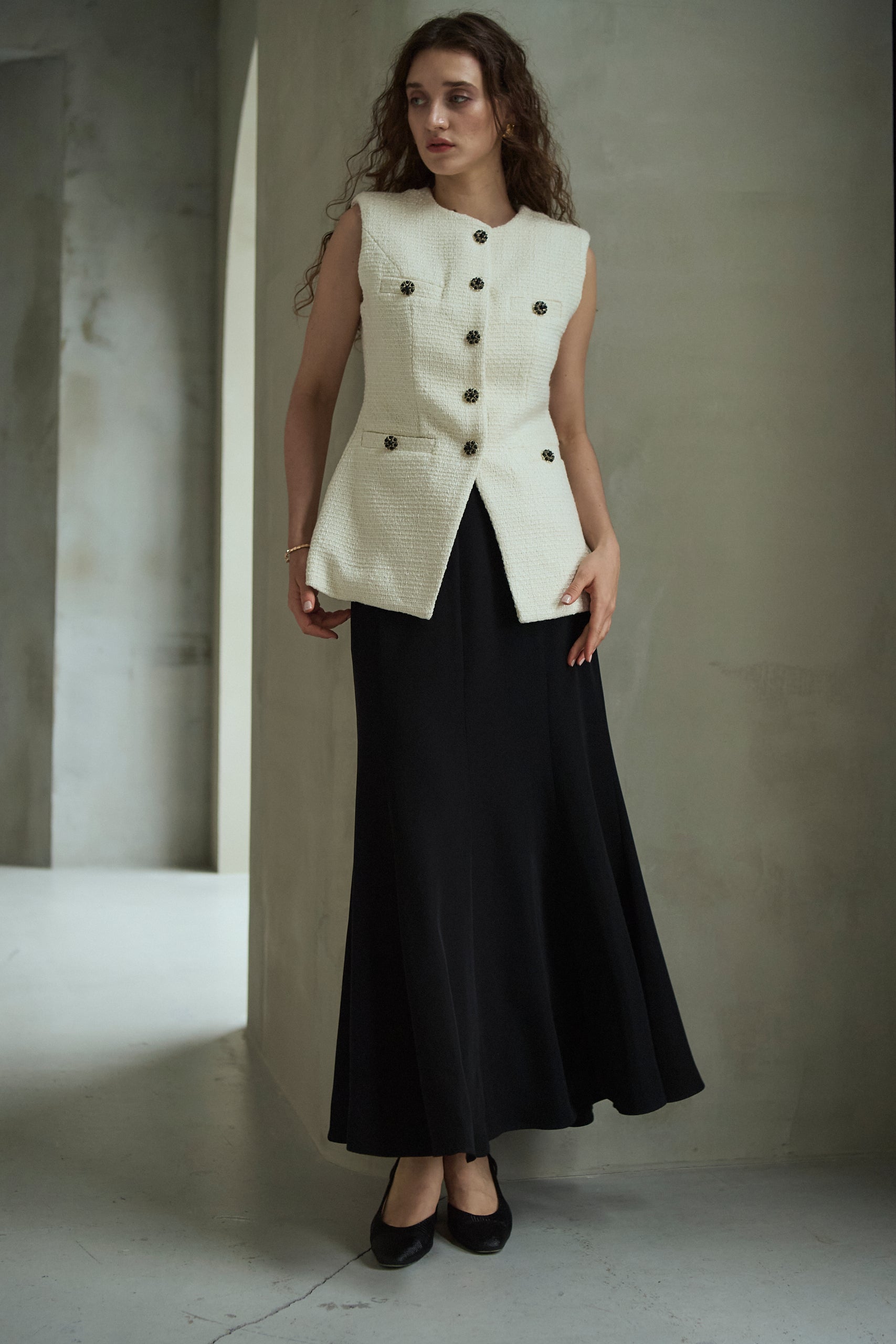 Mabel Vest2 <br>-Off white-