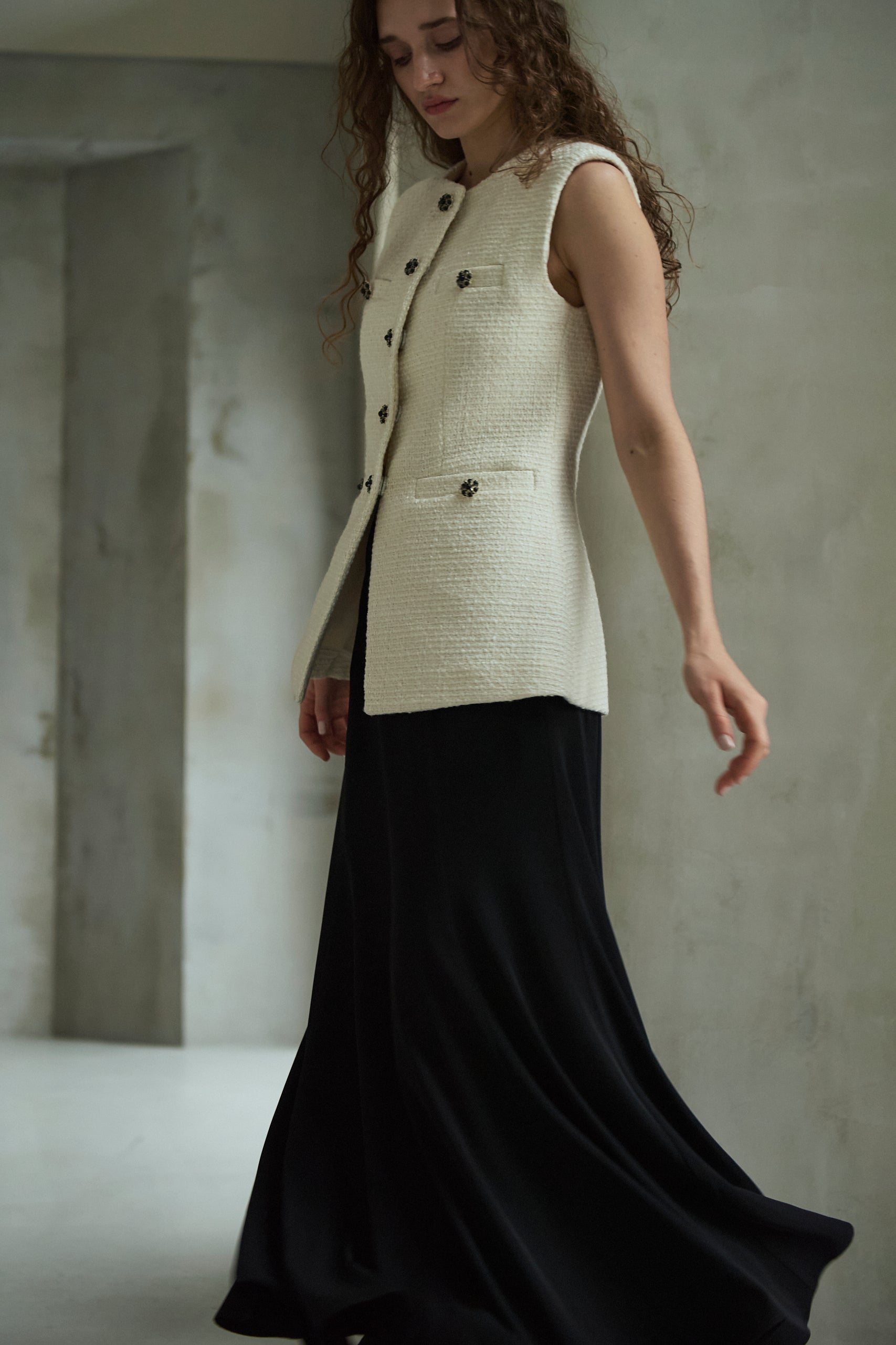 Mabel Vest2 <br>-Off white-