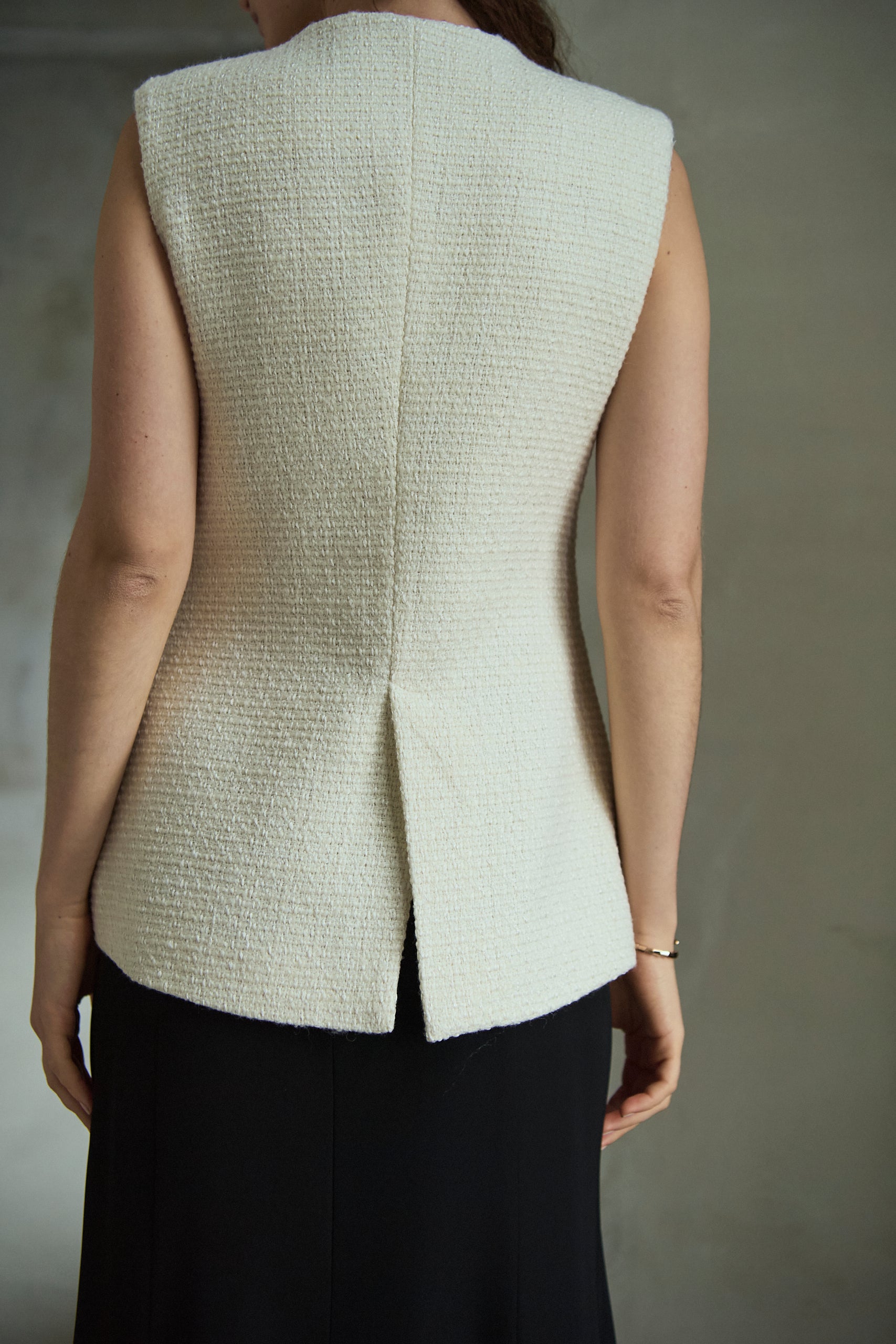 Mabel Vest2 <br>-Off white-