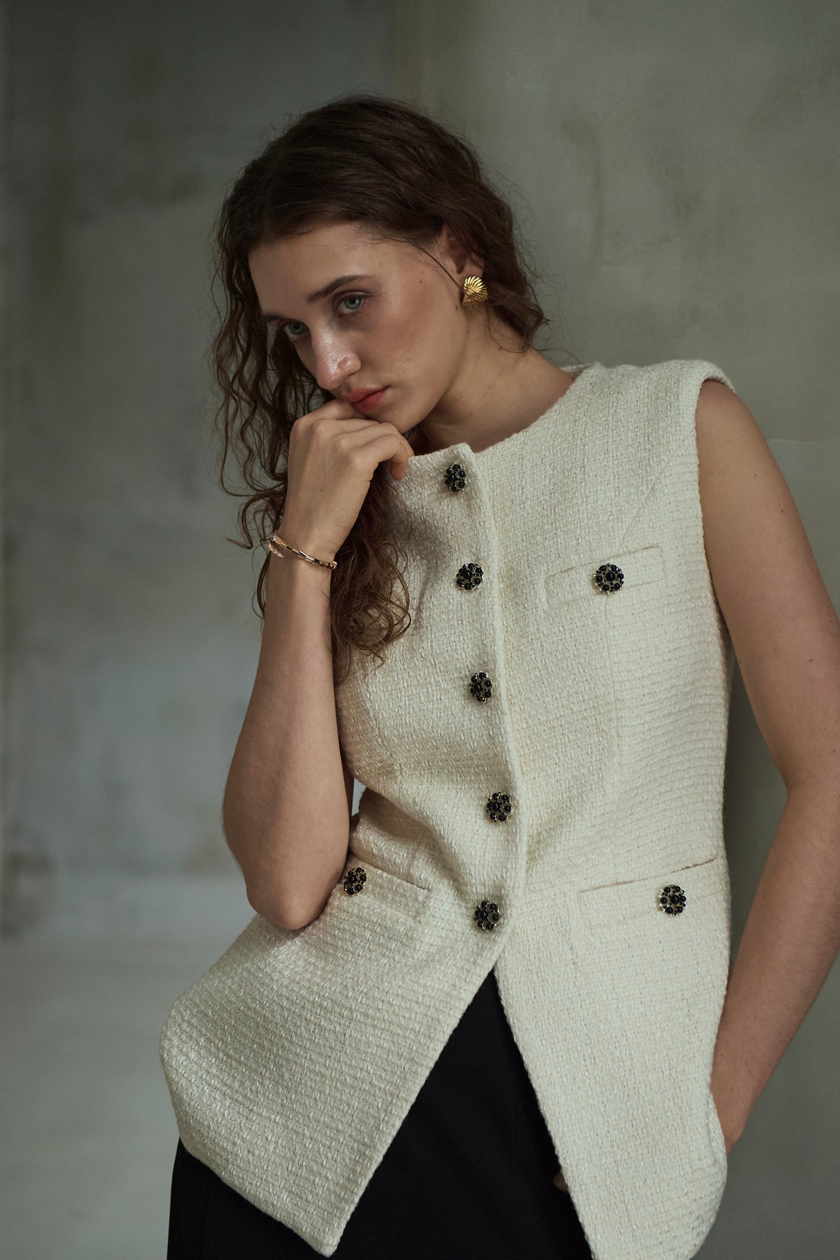 Mabel Vest2 <br>-Off white-