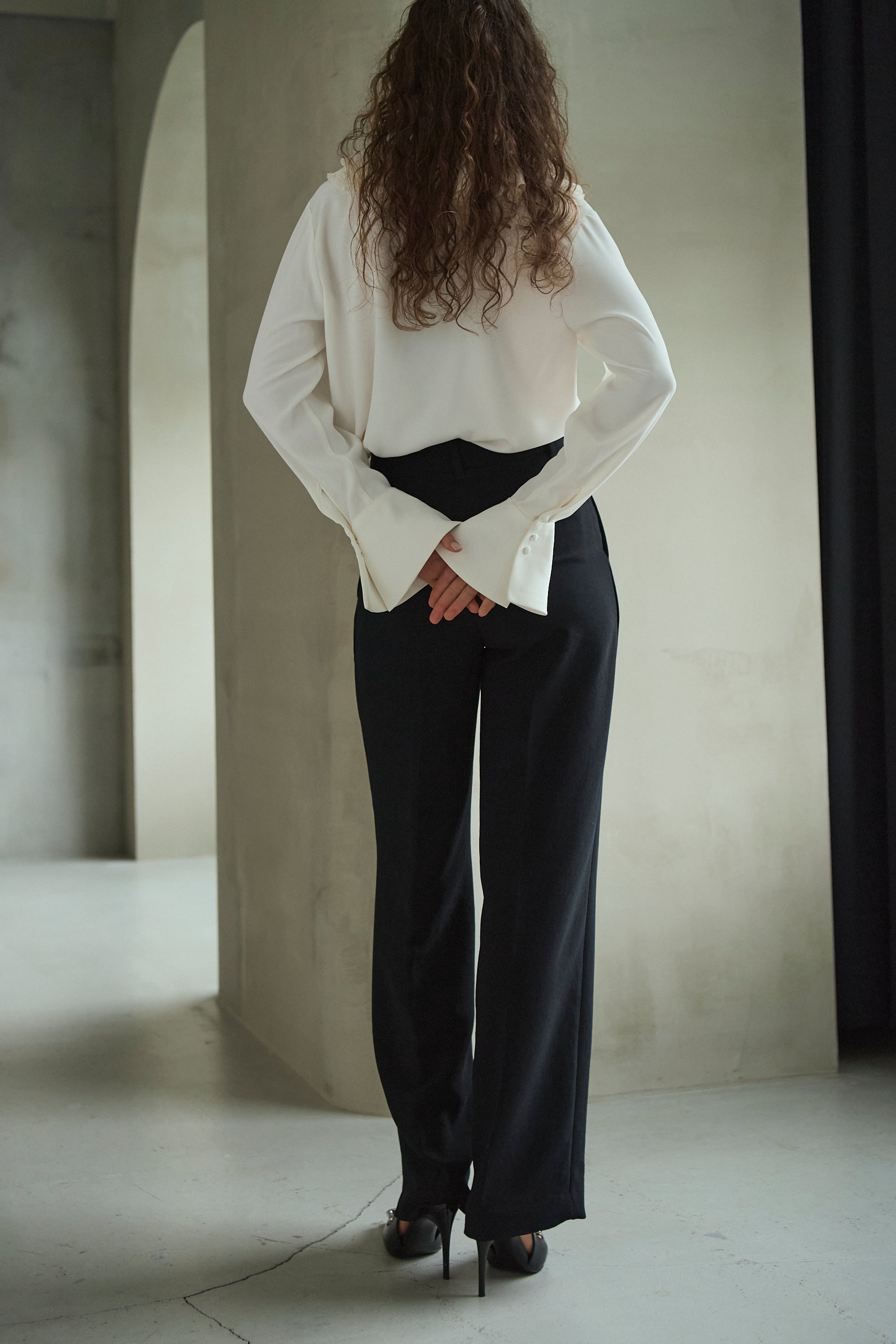 Becca Ruffled Blouse<br>-Off White-