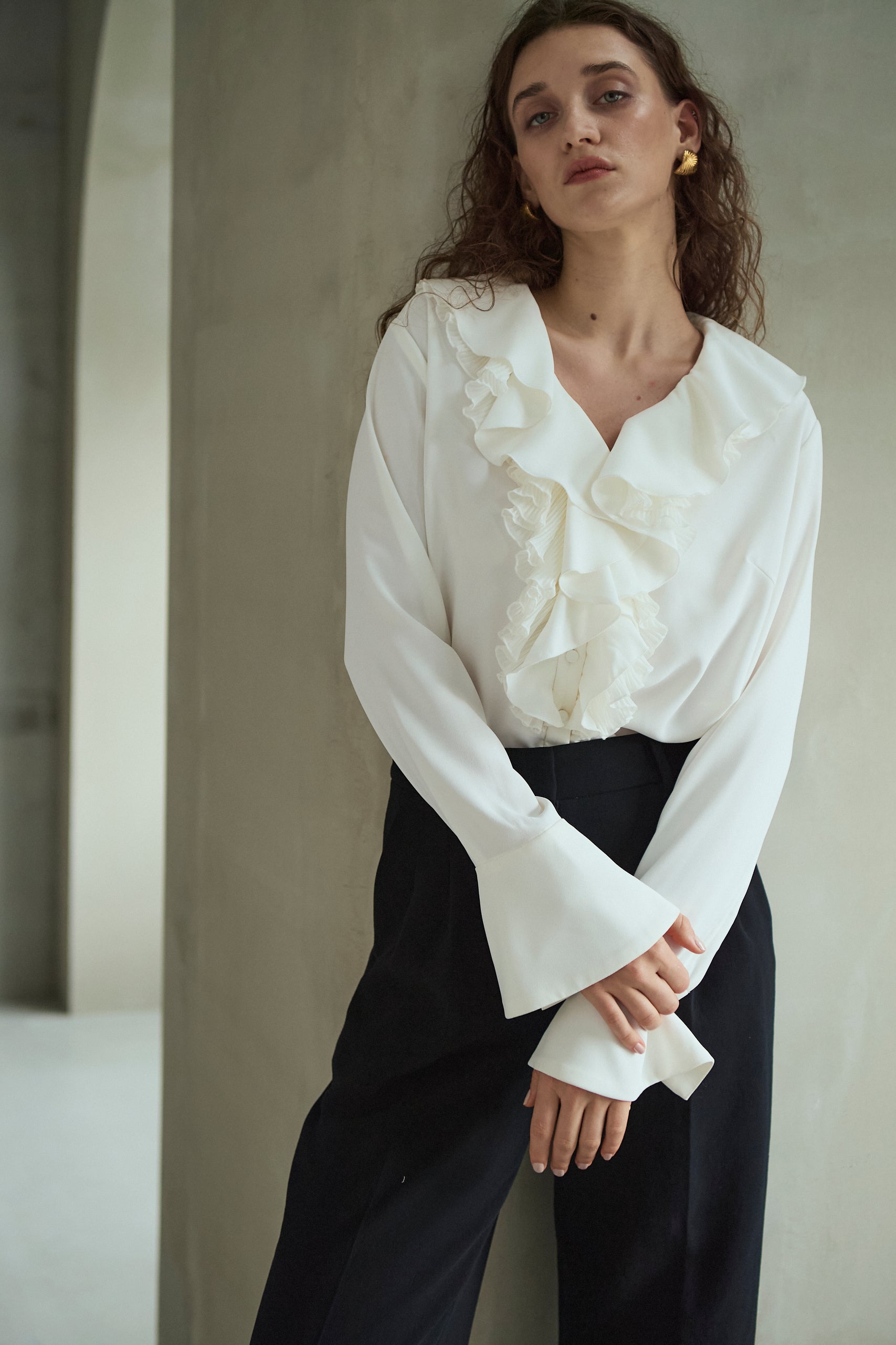 Becca Ruffled Blouse<br>-Off White-