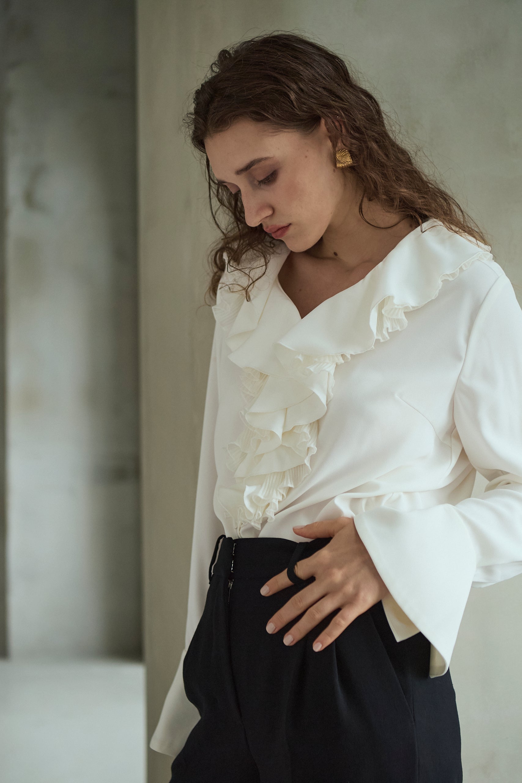 Becca Ruffled Blouse<br>-Off White-