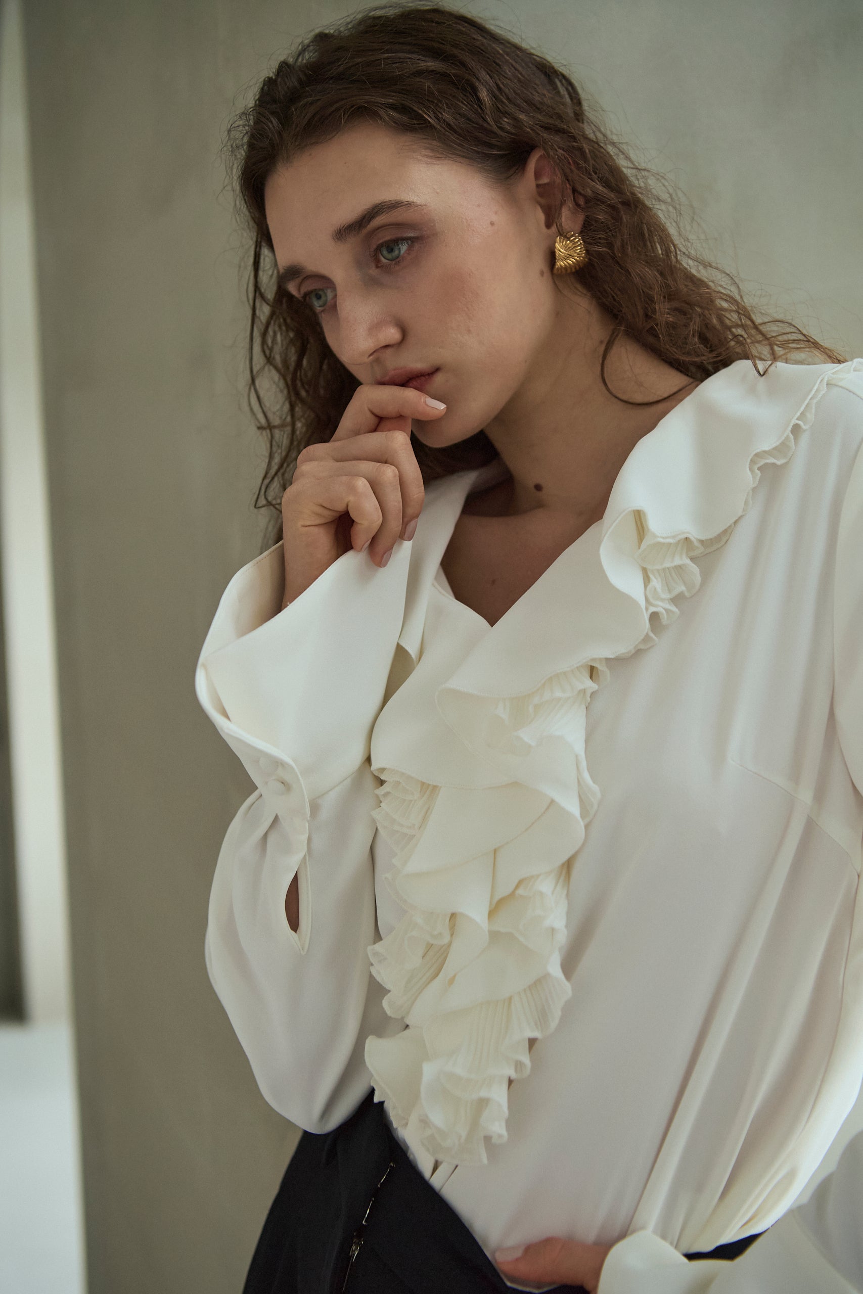 Becca Ruffled Blouse<br>-Off White-