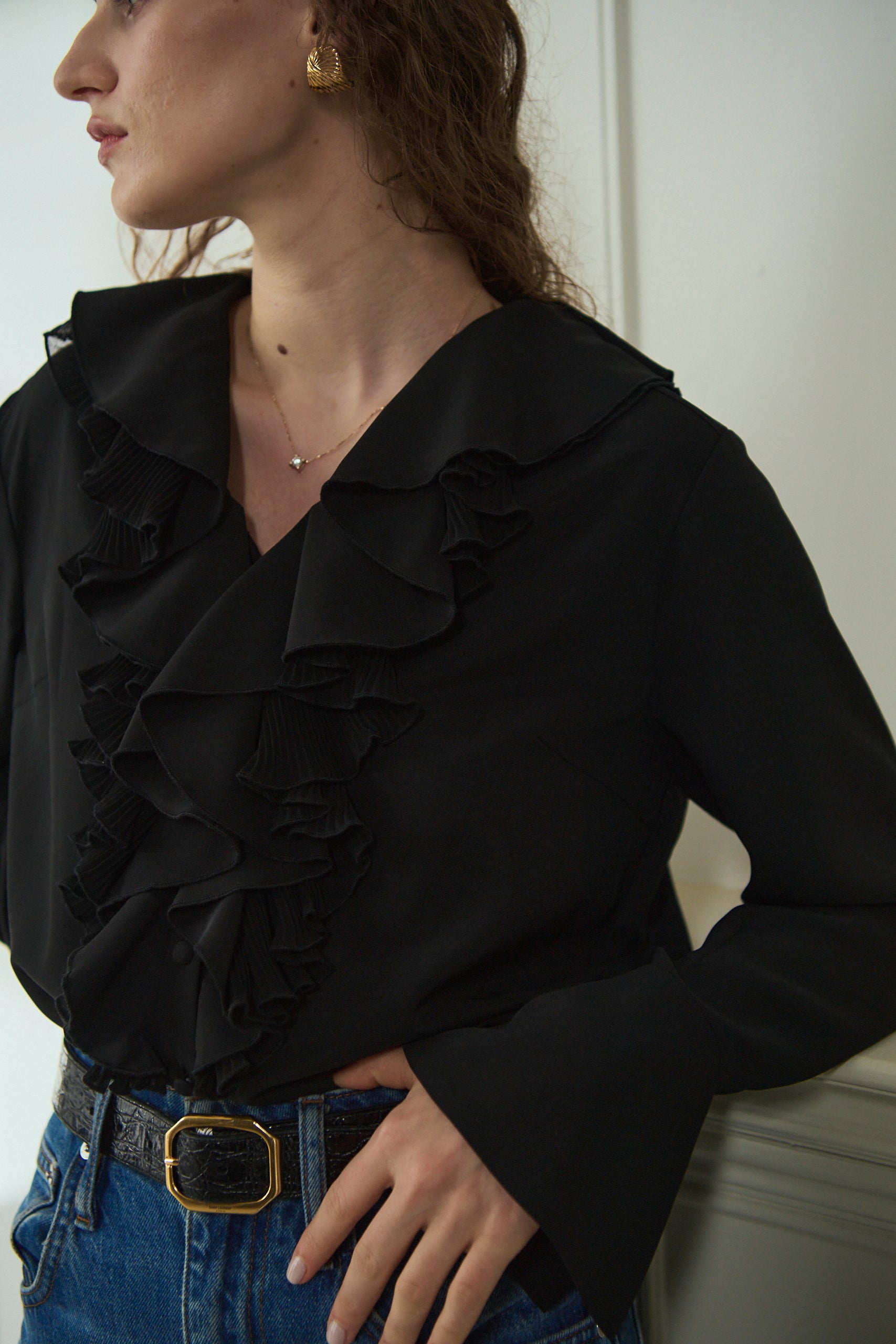 Becca Ruffled Blouse<br>-Black-