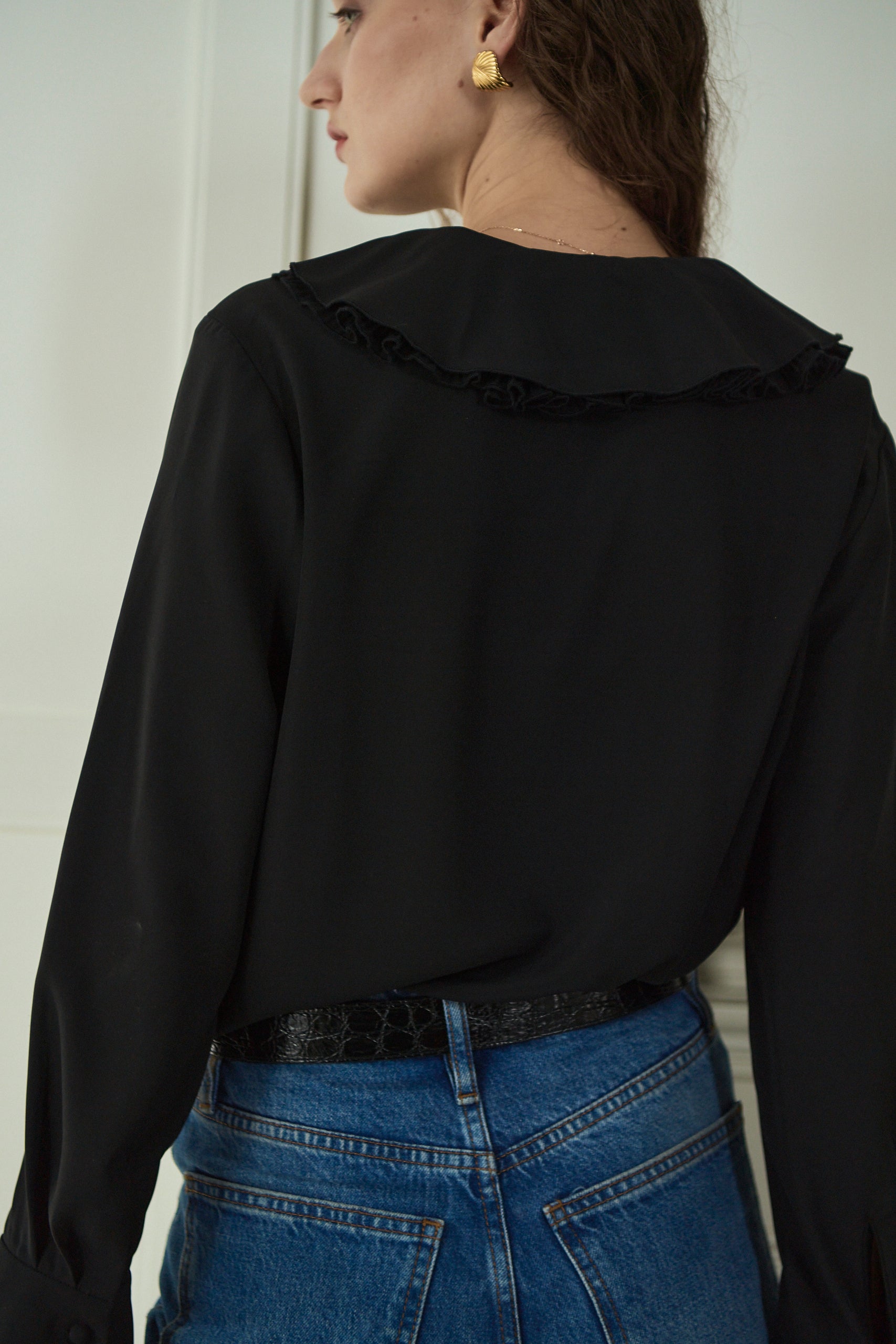 Becca Ruffled Blouse<br>-Black-