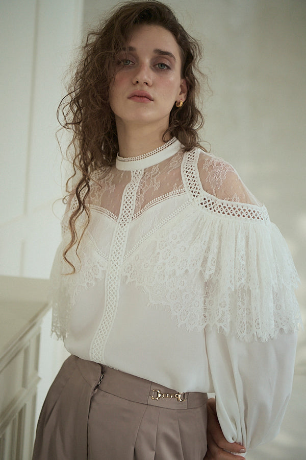 Oliviela Lace Blouse <br>-Off white-