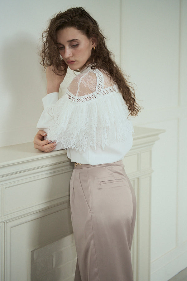 Oliviela Lace Blouse <br>-Off white-