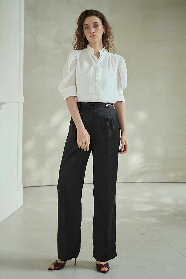 Louise Blouse<br> -Off white-