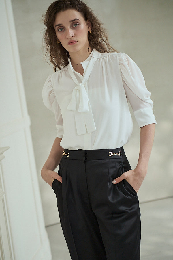 Louise Blouse<br> -Off white-