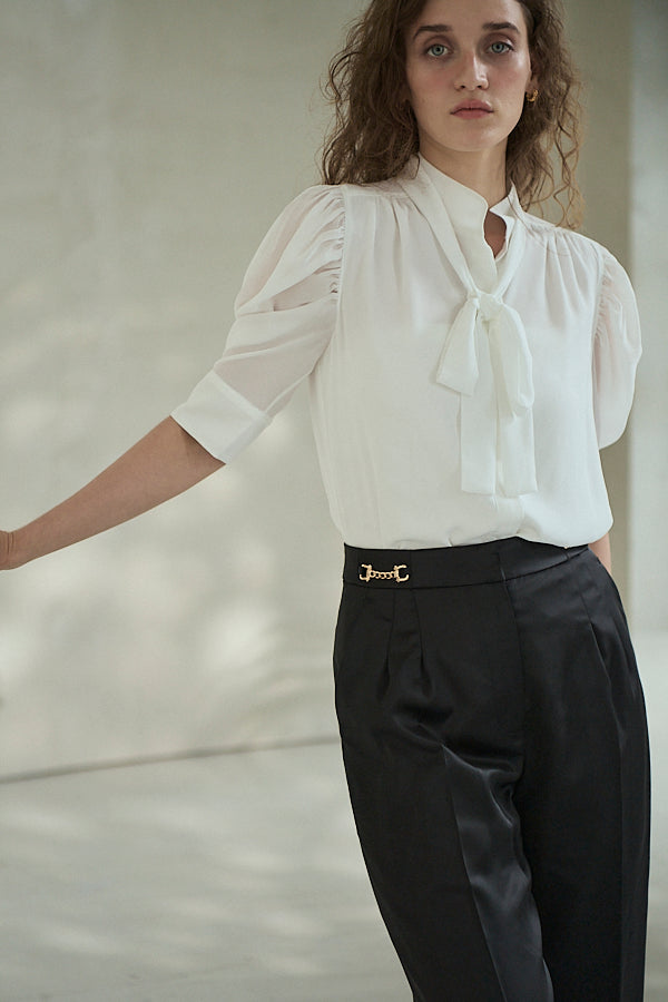 Louise Blouse<br> -Off white-