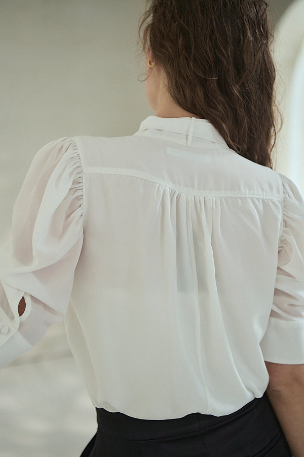 Louise Blouse<br> -Off white-