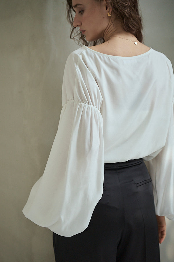 Joplin Sheer Blouse <br>-Off white-