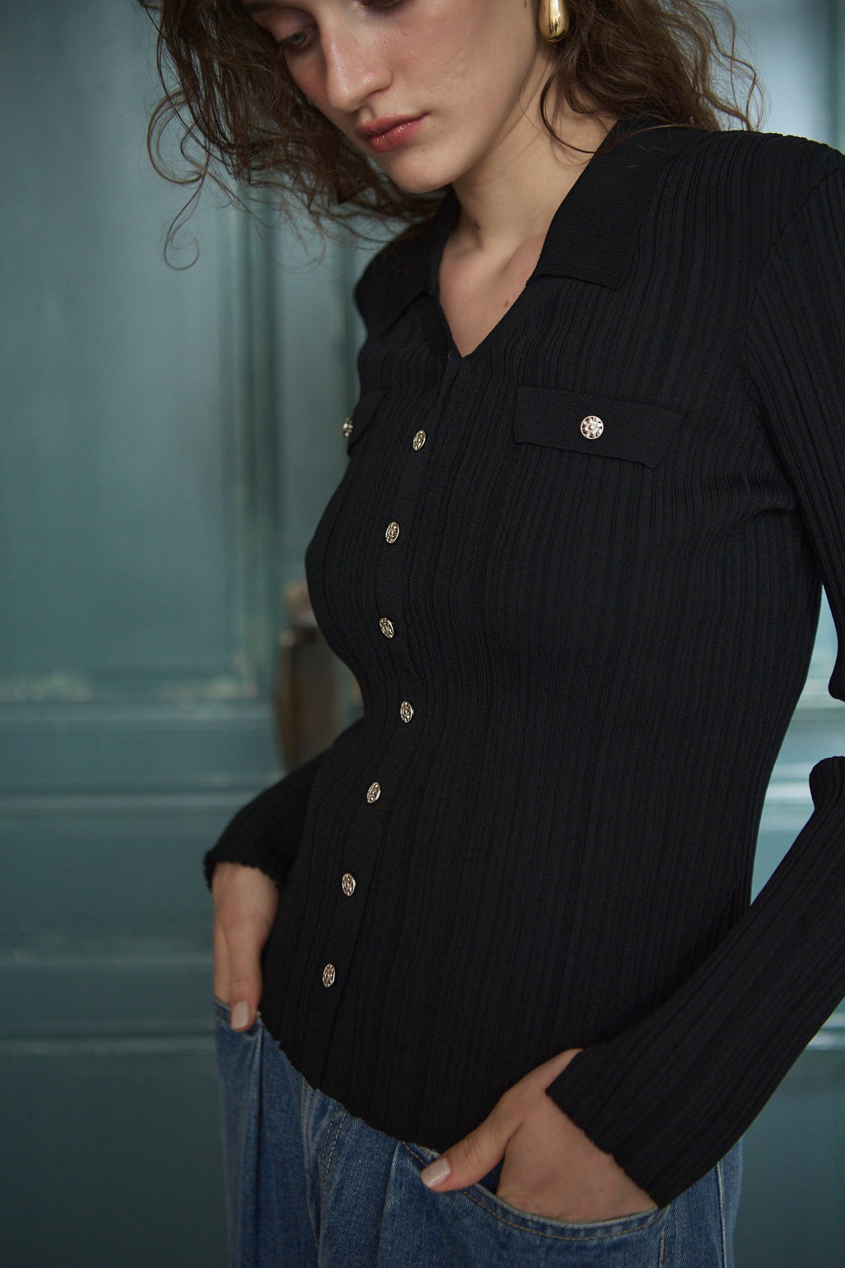 Julie Rib Knit Top <br>-Black-