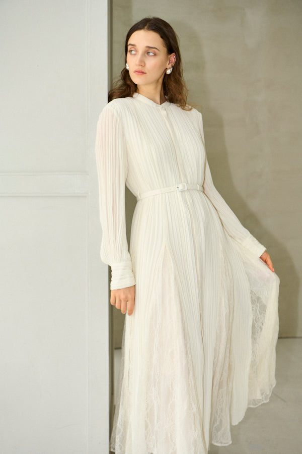 Pre-order<br>Alyssa Pleaded Long Dress <br>-Off white-