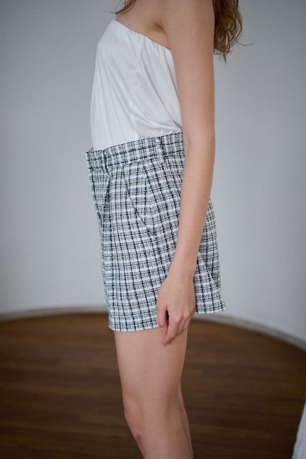 Gigi Tweed Shorts   -CHECK-