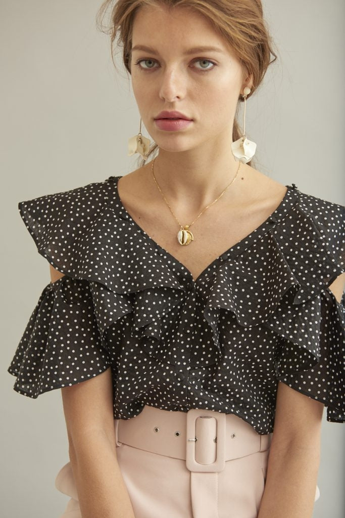 Cold Shoulder Dot Blouse <br> -BLK dot-