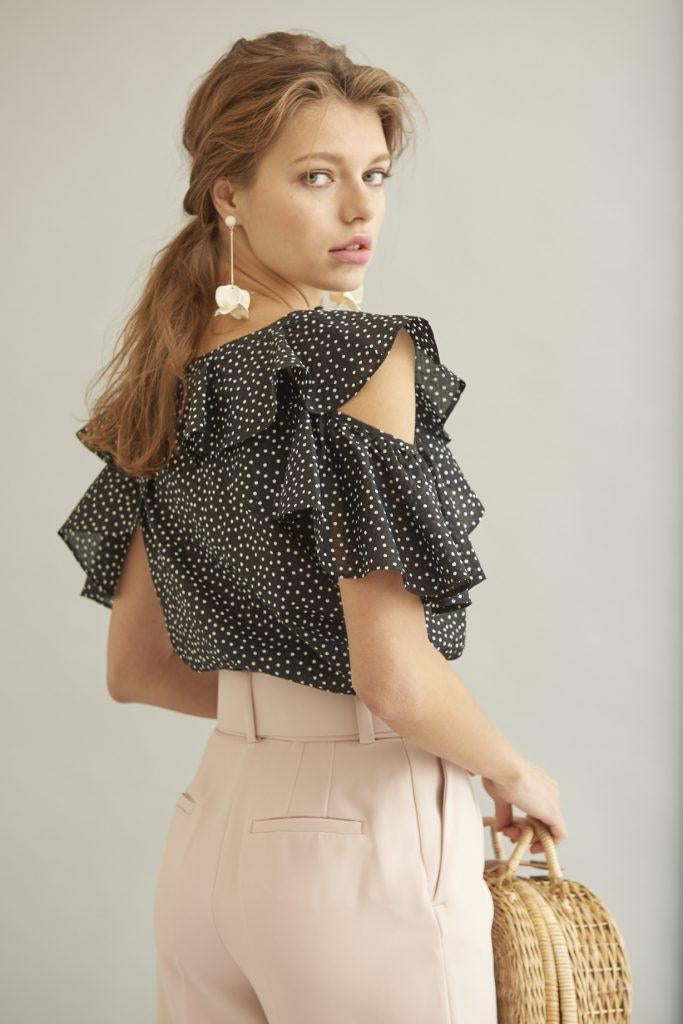 Cold Shoulder Dot Blouse <br> -BLK dot-