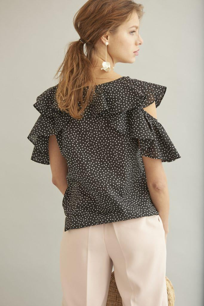 Cold Shoulder Dot Blouse <br> -BLK dot-