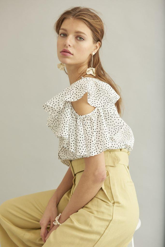 Cold Shoulder Dot Blouse <br> -WHT dot-