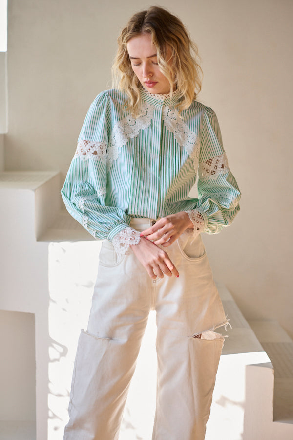 Bibi Lace-trimmed Blouse  <br>-GRN.st-