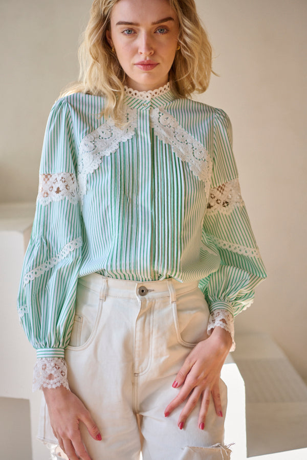 Bibi Lace-trimmed Blouse  <br>-GRN.st-