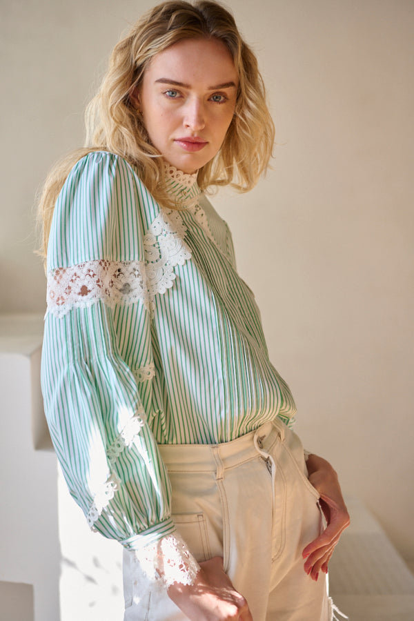 Bibi Lace-trimmed Blouse  <br>-GRN.st-