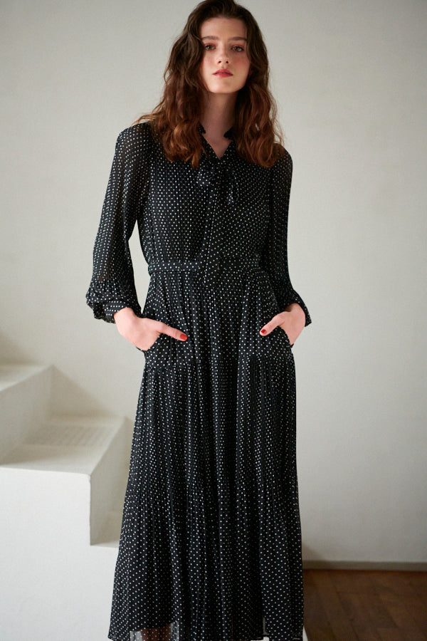 Jasper Pleated Long Sleeve Dress <br> -BLK-