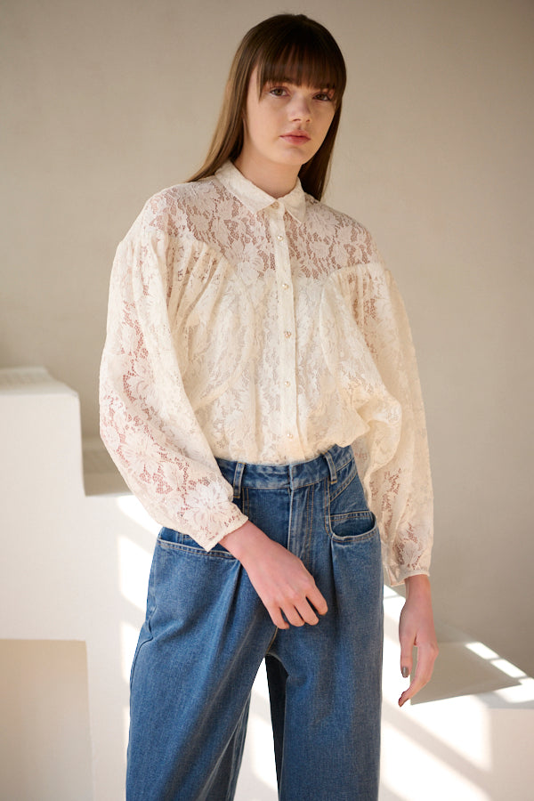 Betty Lace Blouse <br>   -WHT-