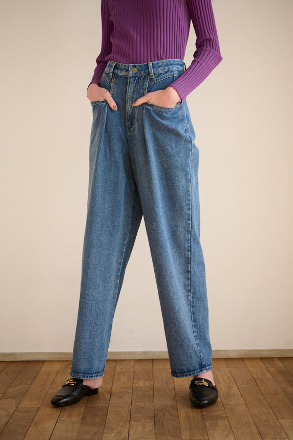 Elsa Mid Rise Loose Jean <br> -BLU-