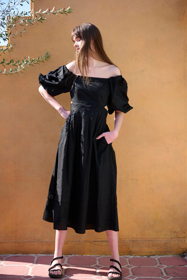 Sweetheart Linen Long Dress<br> -BLK-