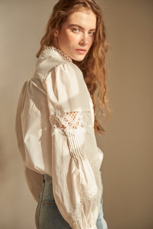 Bibi Lace-trimmed Blouse <br> -WHT-