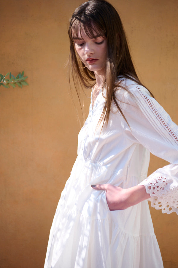 Ellee Lace Dress<br>  -WHT-