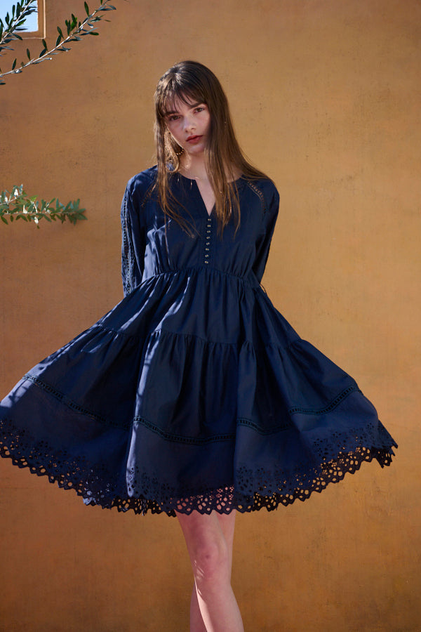 Ellee Lace Dress <br>  -NVY-