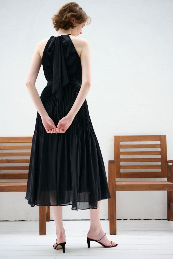 Agnes Pleated Long Dress <br>-BLK-