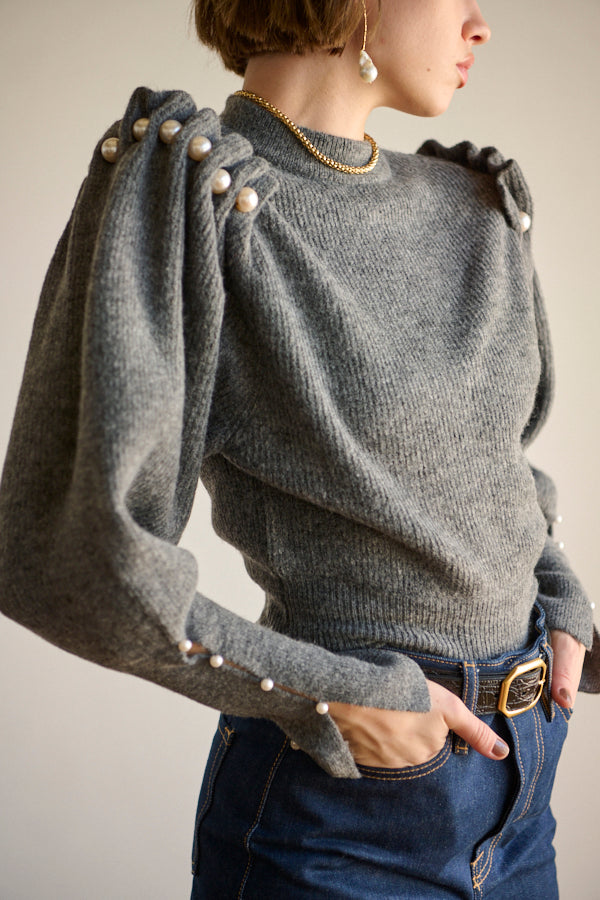 Pearl Crew neck Slash-sleeve sweater <br>  -GRY-