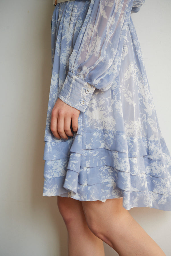 Merida Floral Belted Dress <br>  -SAX x WHT pt -