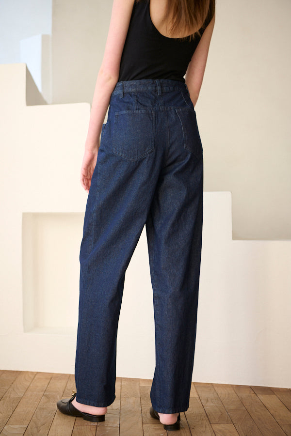 Elsa Mid Rise Loose Jean <br> -NVY-